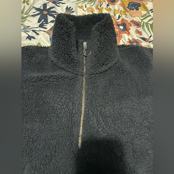 Super Cozy Abercrombie Teddy Zip Up Small - Picture 2 of 16